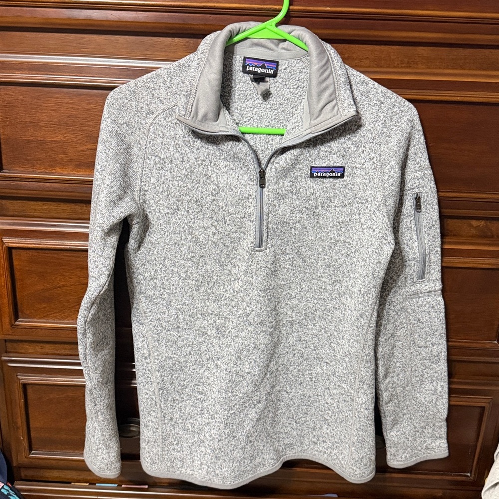 Patagonia Heathered Gray Fleece Pullover